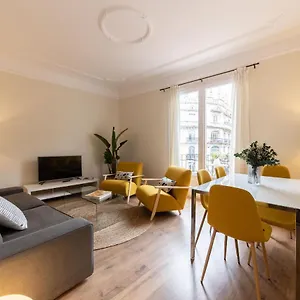 Ola Living Diagonal Ii شقة