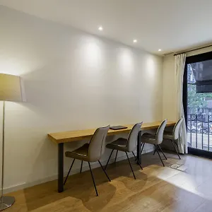 Ola Living Diagonal شقة